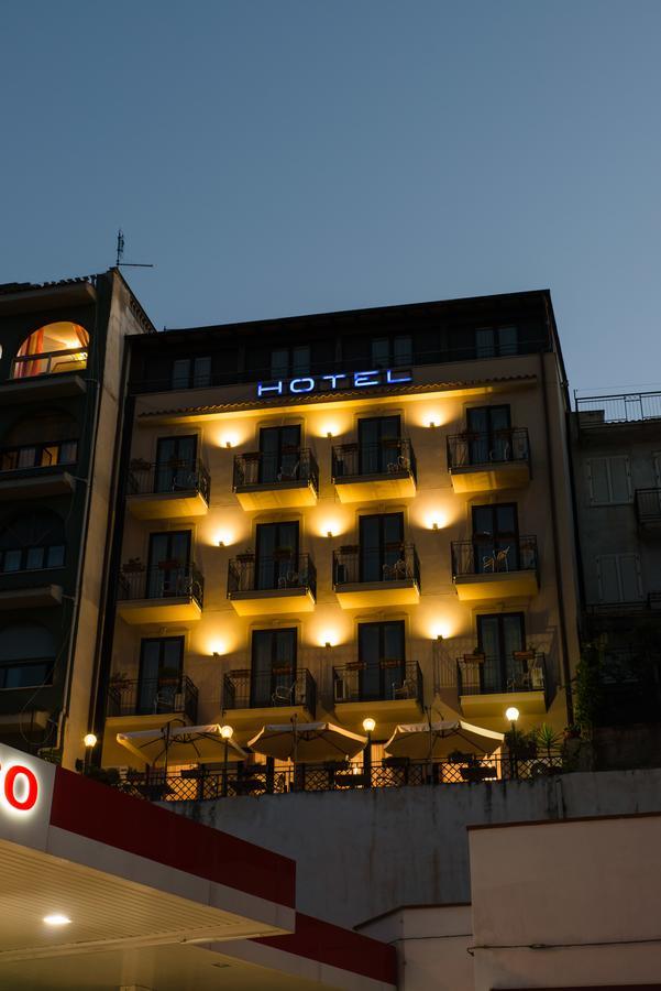 Hotel Villa Mare Алтавила Миличиа Екстериор снимка